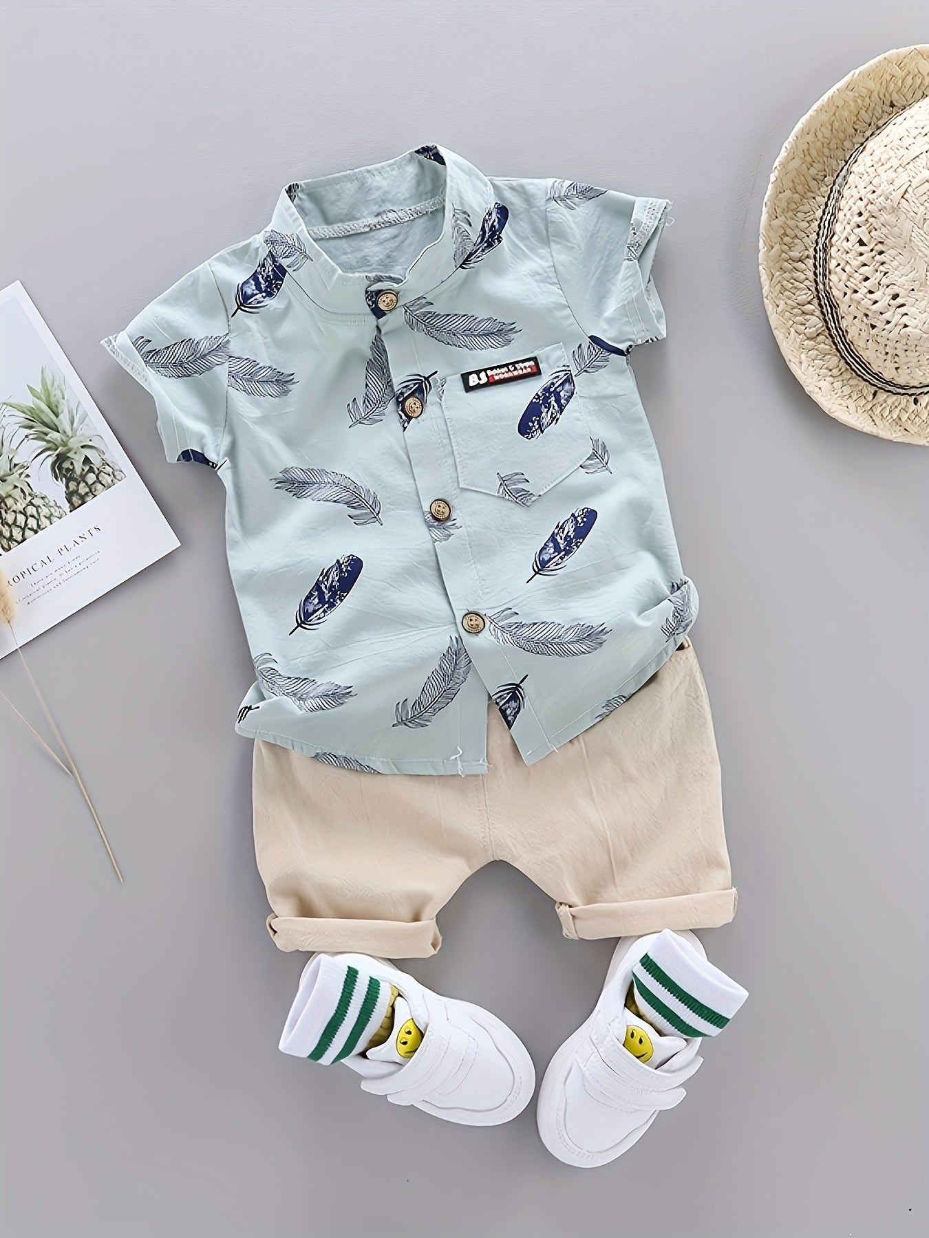 🌟 2-Piece Baby Boys' Casual Feather Pattern Set – Short Sleeve Shirt & Shorts 🌟